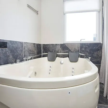 4 Star In Sydals-by Traum